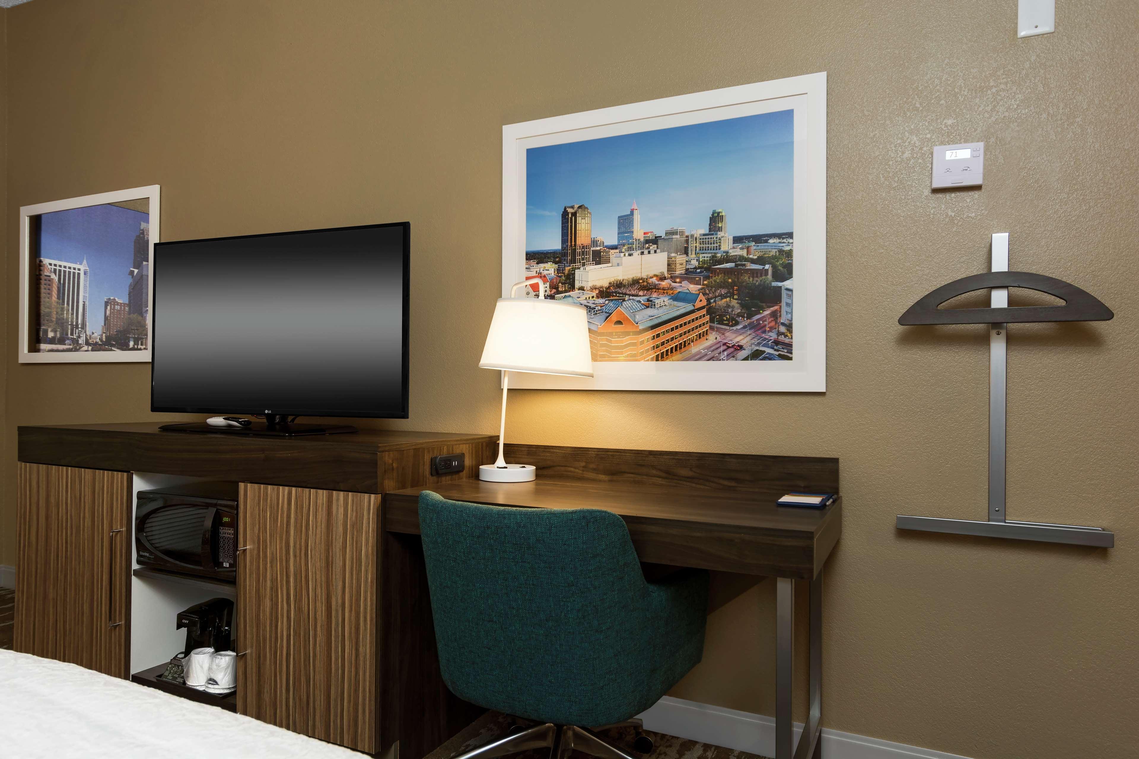 Hampton Inn & Suites Raleigh Cary Lenovo Center Kültér fotó